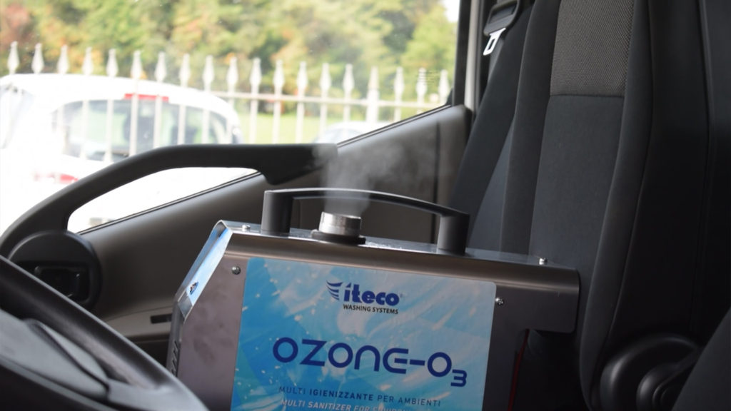 Ozone nebulizer