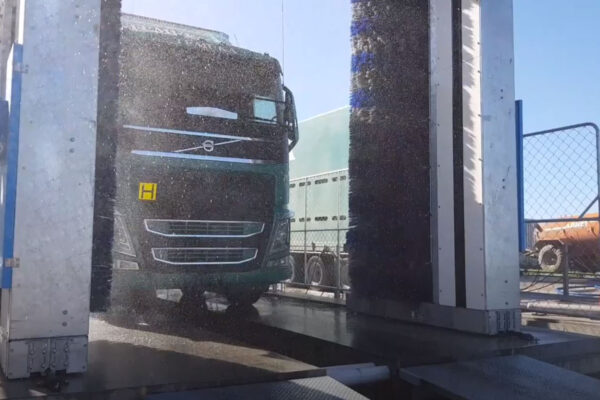 Omega wash_camion